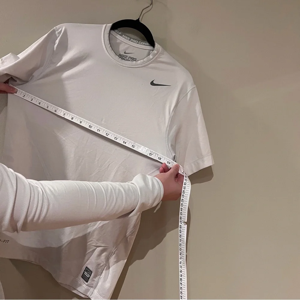 Nike Men’s White Pro Combat Top
